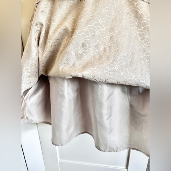 H&M Silver A-Line Dress Mermaid Tail Scallop Stitching Size 8 - Picture 6 of 14